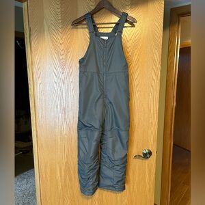 Cat & Jack gray snow pants. Size: Large. Front zipper.